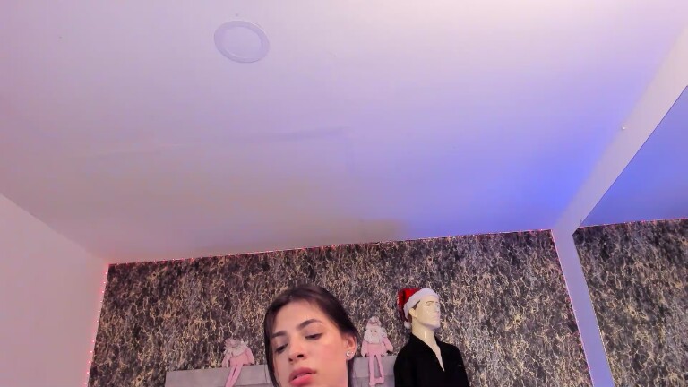 YelinaMontana's Streamate show and profile