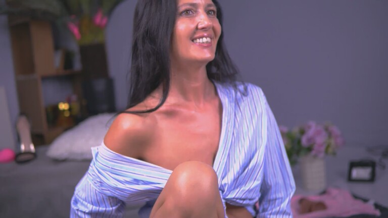 SkylerAura's Streamate show and profile