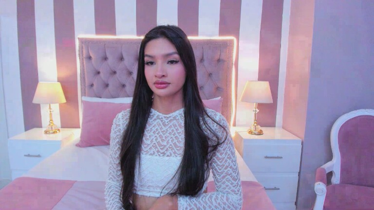 AuraClark's Streamate show and profile