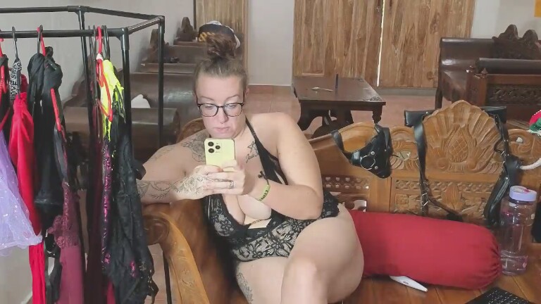 JadeStarUK's Streamate show and profile