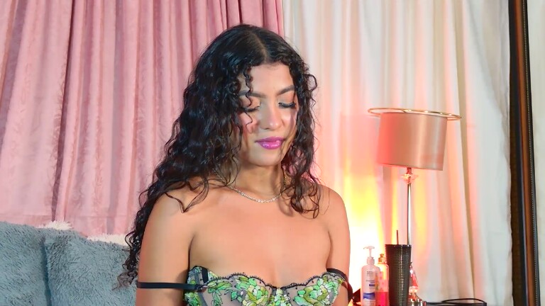 ValleryJohnson's Streamate show and profile