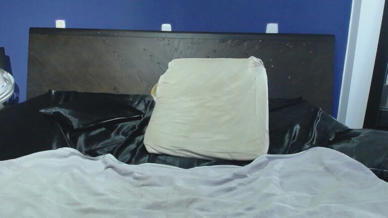 ZoeQueens's Streamate show and profile