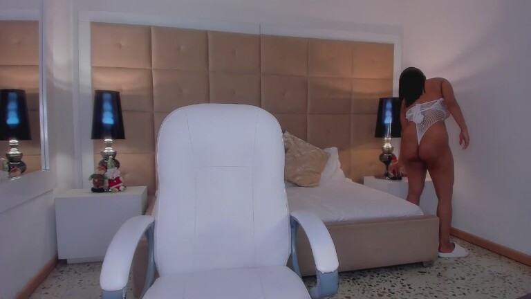 VictoriaHannz's Streamate show and profile