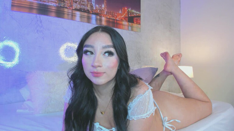 MiaBloomm's Streamate show and profile