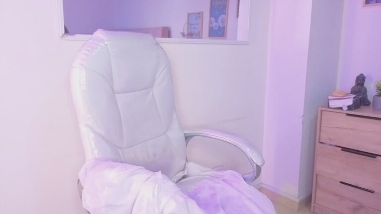 blueehazell18's Streamate show and profile