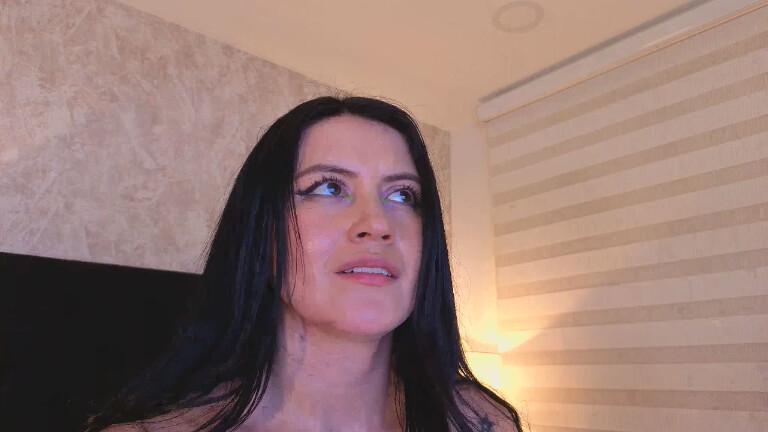 Amelie_Lopez's Streamate show and profile