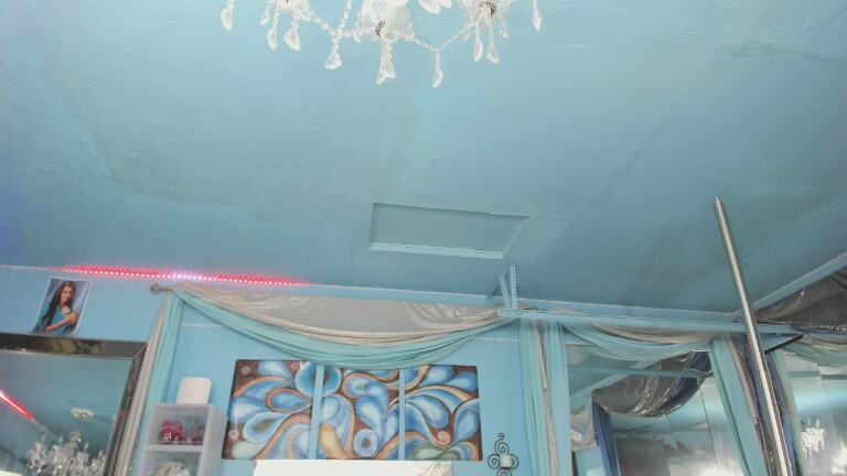 ADRIANNA777's Streamate show and profile