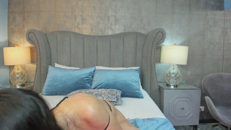 SabrinnaJonnes's Streamate show and profile