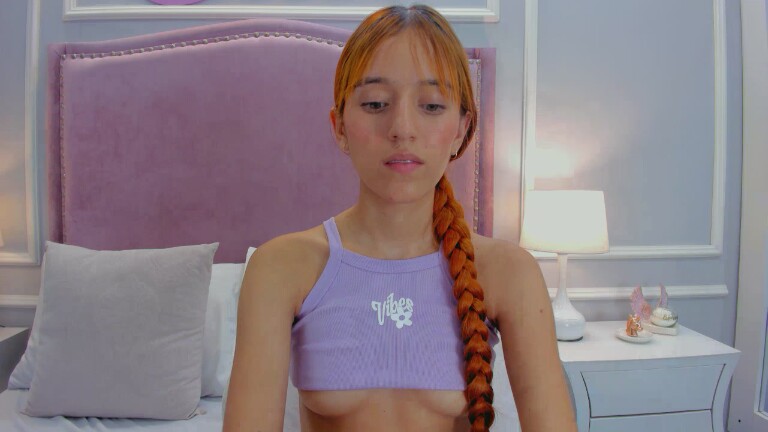 LeaThomsonn's Streamate show and profile